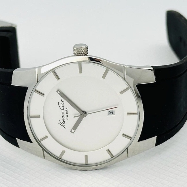 Kenneth Cole Kc 1556 Black And Silver Men’s Watch